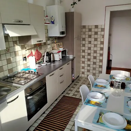 Moderno Sulle Rive * Τεργέστη