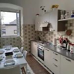 Appartamento Moderno Sulle Rive