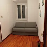 Moderno Sulle Rive *